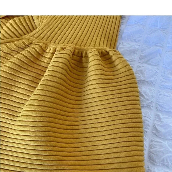 Amur yellow ribbed asymmetrical midi skirt - Picture 13 of 14